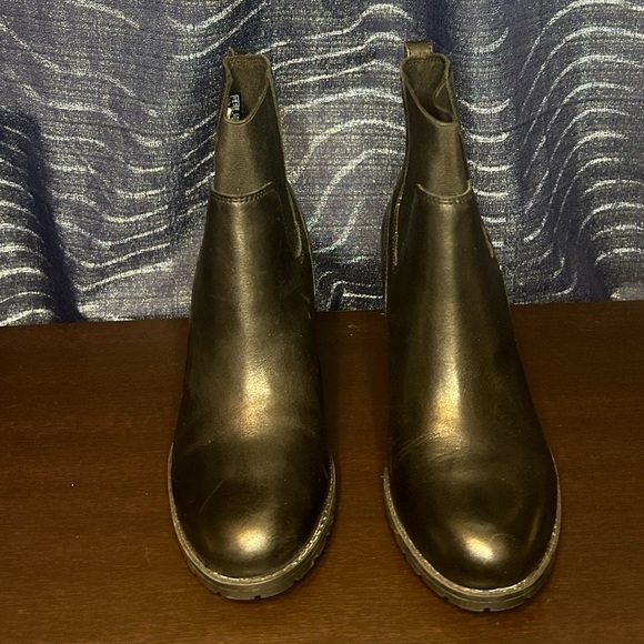 Clark’s Verona Ease Bootie Sz 8.5 NWOB - Picture 3 of 7